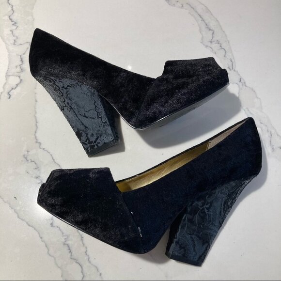 ZINC Sz 9 Velvet Brocade 4” Heels Funky Decorated Heel Peep Toe Shoes - Picture 8 of 13